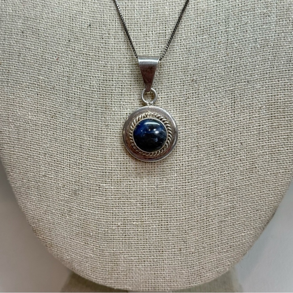 Sterling Silver and Kyanite pendant necklace
